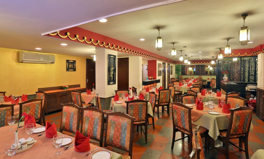 Hotel Mandovi Panaji Exterior foto