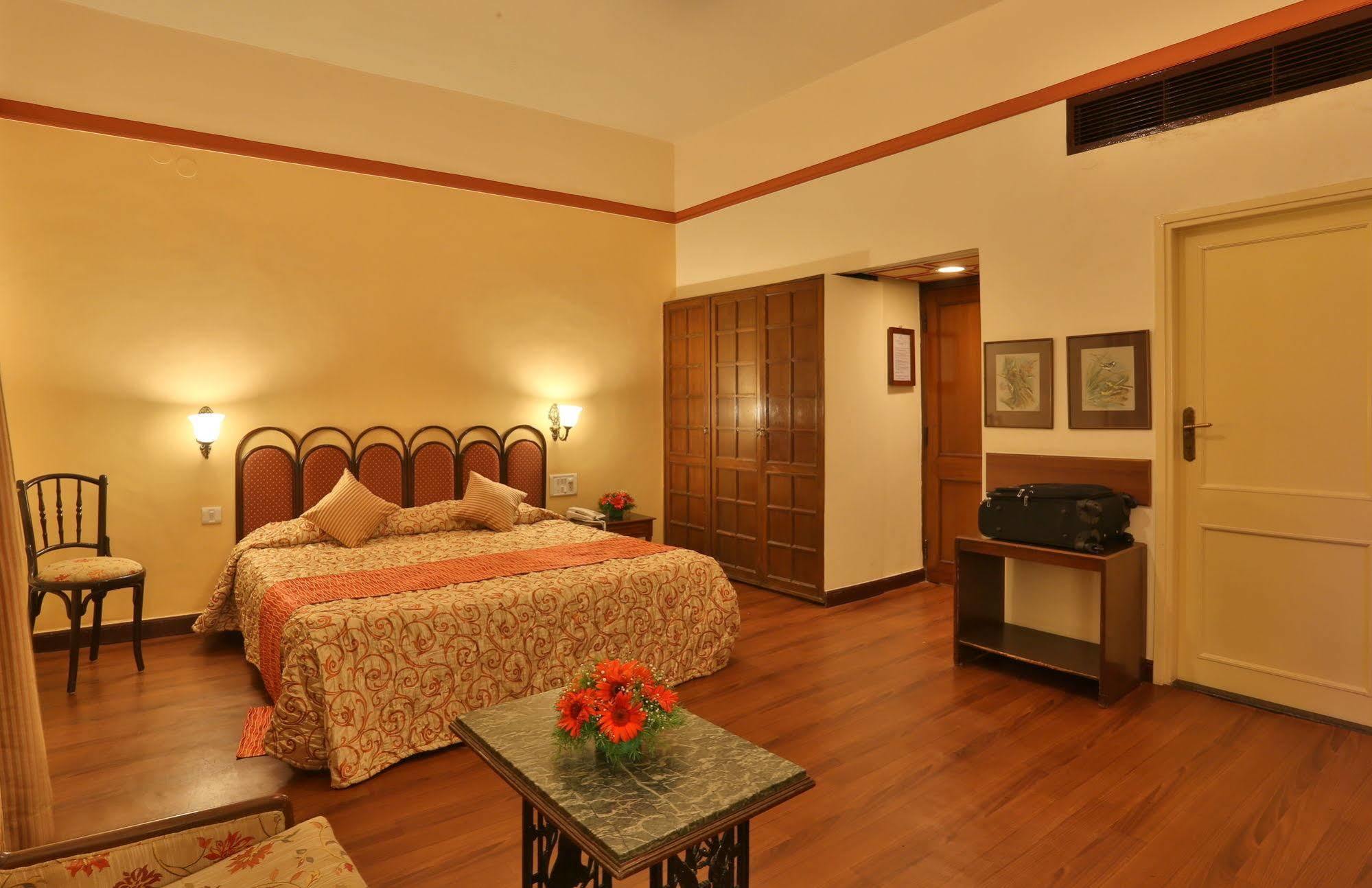 Hotel Mandovi Panaji Exterior foto