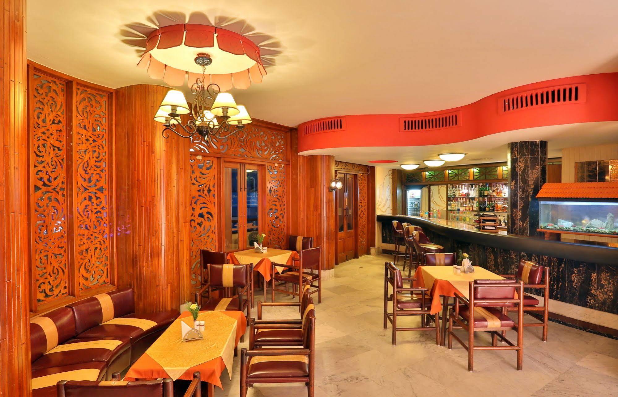 Hotel Mandovi Panaji Exterior foto