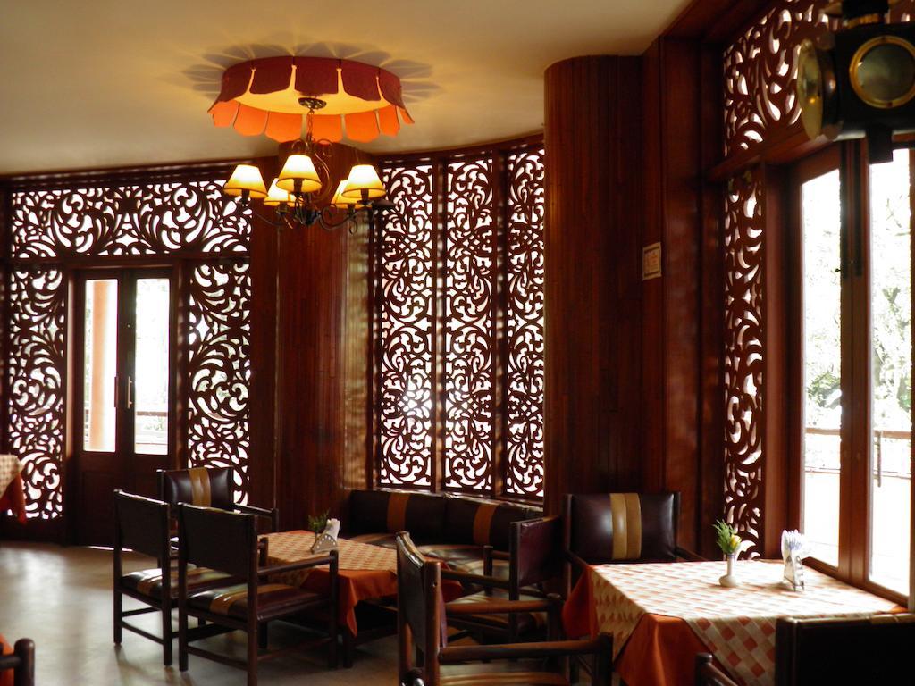 Hotel Mandovi Panaji Exterior foto